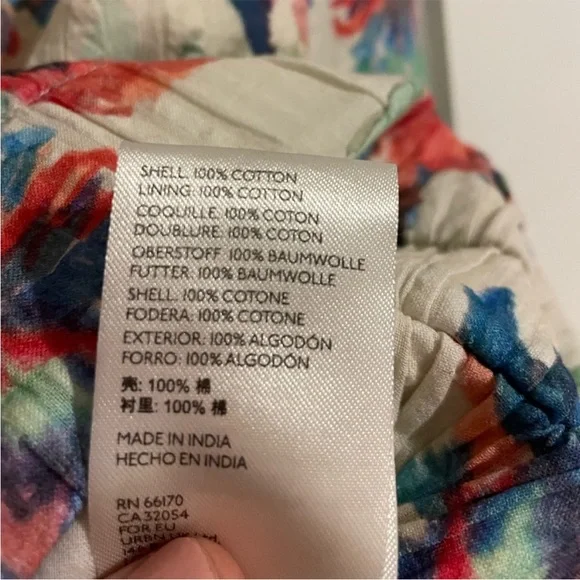 Anthropologie gathered cropped floral top - Picture 10 of 12